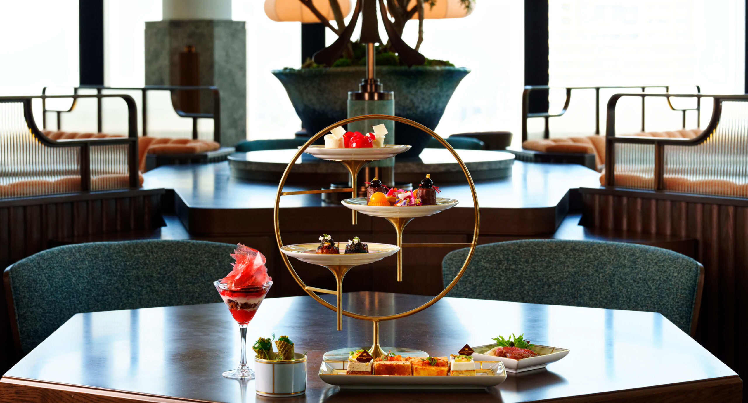 アフタヌーンティー「エレガンス・イン・ニューヨーク モード」